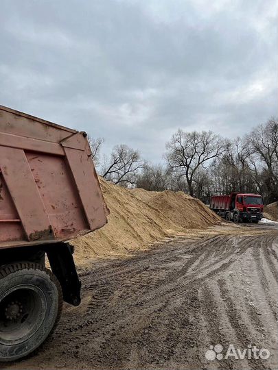 Песок карьерный в наличии с доставкой