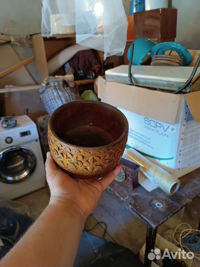 Чаша резная