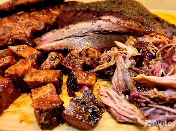 Мясной набор сочного мяса из смокера