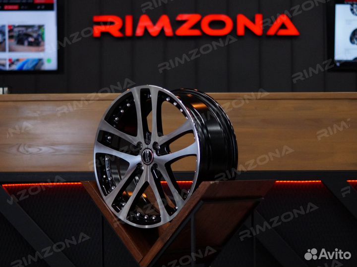 Литые диски Рельсы R17 на Solaris. Арт767