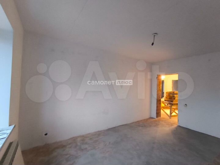 2-к. квартира, 76 м², 8/9 эт.