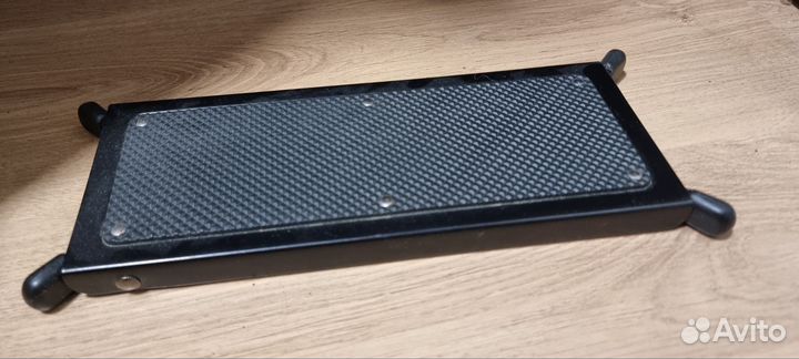 Подставка под ногу для игры на гитаре