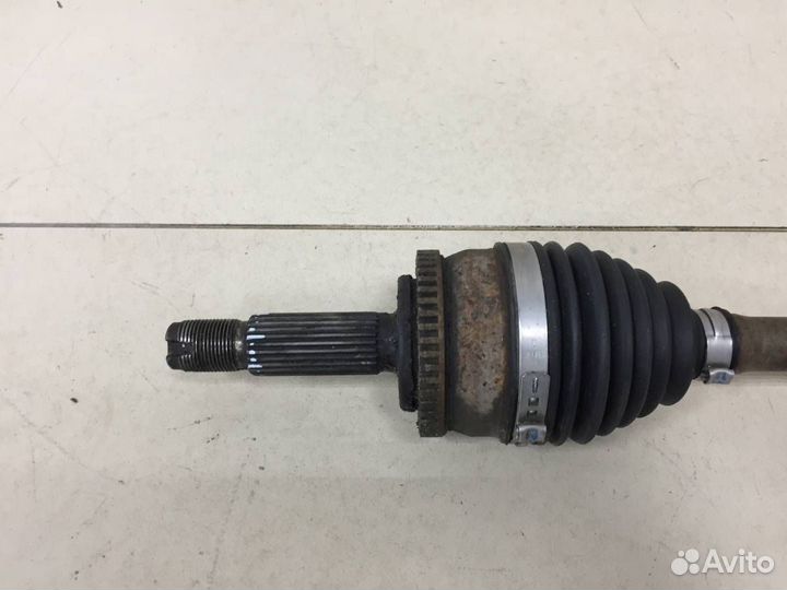 Привод левый передний Hyundai Solaris