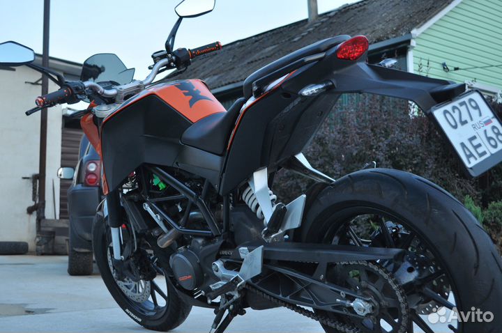 KTM Duke 200