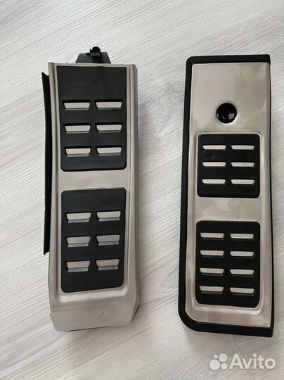 Площадка из нержавеющей стали для левой ноги VAG