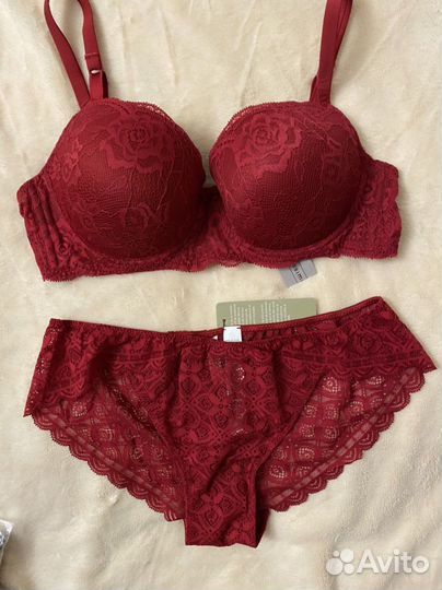 Комплекты нижнего белья intimissimi новое