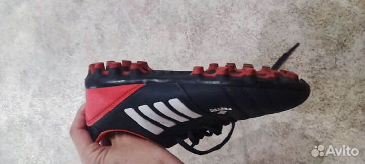 Футбольные бутсы