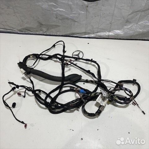 Коса крышки багажника Мерседес x204 GLK