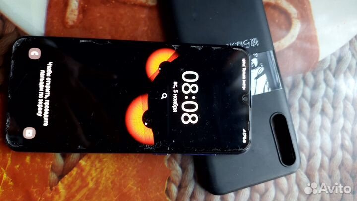 Samsung Galaxy A30, 4/64 ГБ