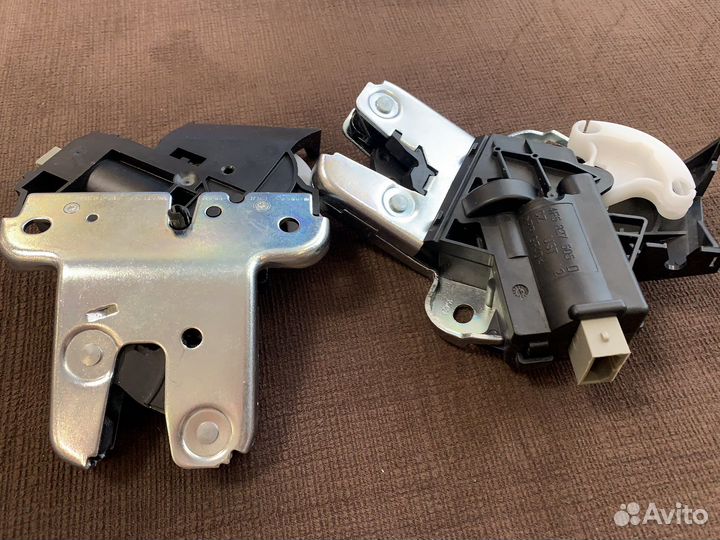 Замок багажника Audi, Volkswagen