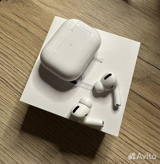 Наушники AirPods Pro MagSafe