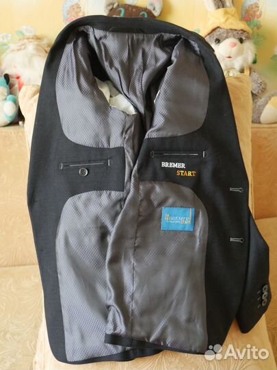 Шикарный костюм для школьника 9-11 лет