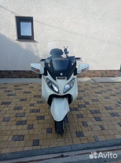 Suzuki Burgman 650