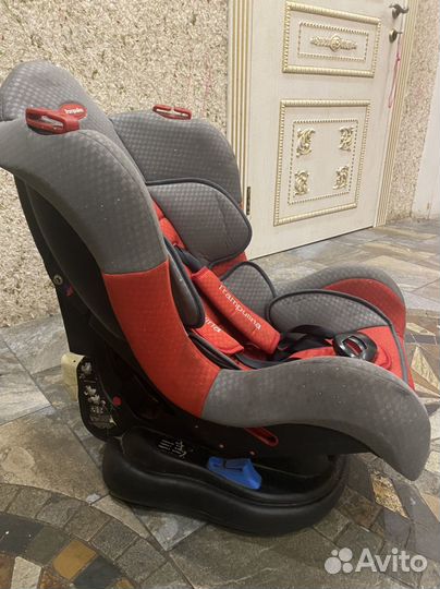Детское автокресло от 0 до 25 кг