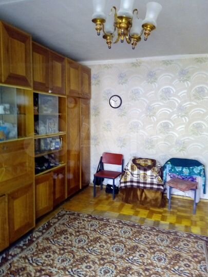 Комната 28,3 м² в 2-к., 1/9 эт.