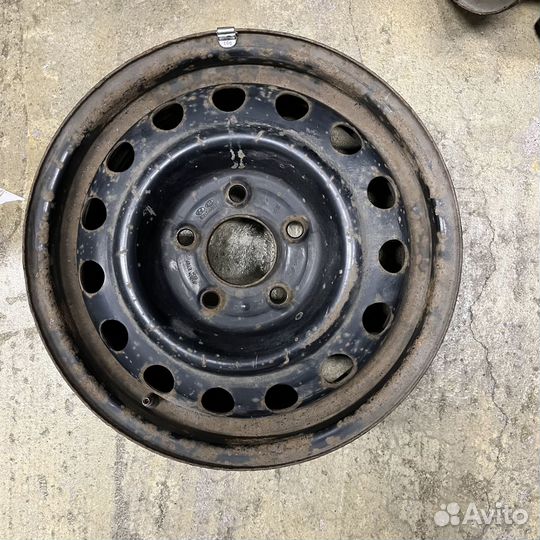 Штампованные диски r15 5x114.3 (комплект)