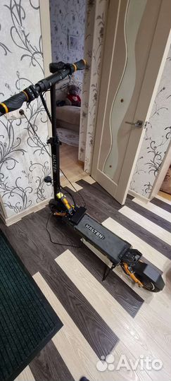 Электросамокат Halten totnado