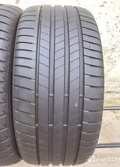 Bridgestone Turanza T005 225/40 R18 92Y