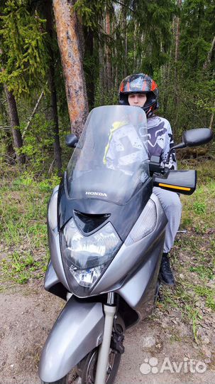 Honda silver wing 600