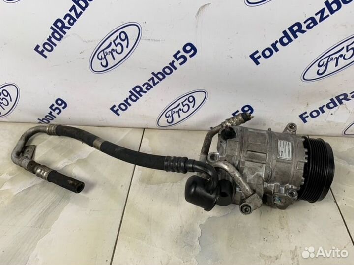 Компрессор кондиционера Mercedes-Benz C-Class W203