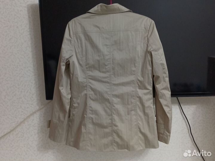 Женский двубортный пиджак 44 р