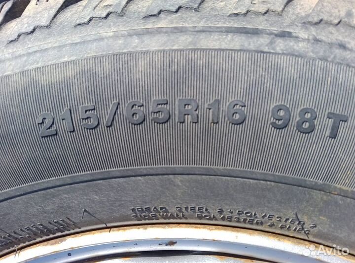 Колесо в сборе Kumho I'zenwis KW22 215/65 R16 98T