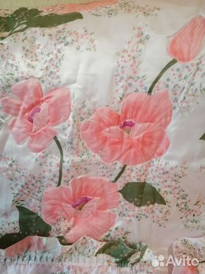 Покрывало на кровать новое