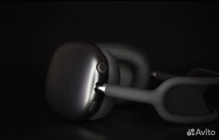 AirPods Max с гироскопом