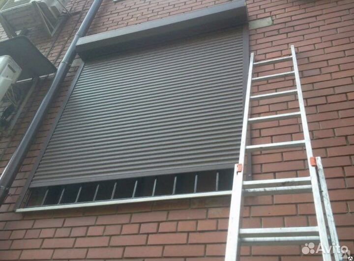Ремонт рольставней, секционных ворот