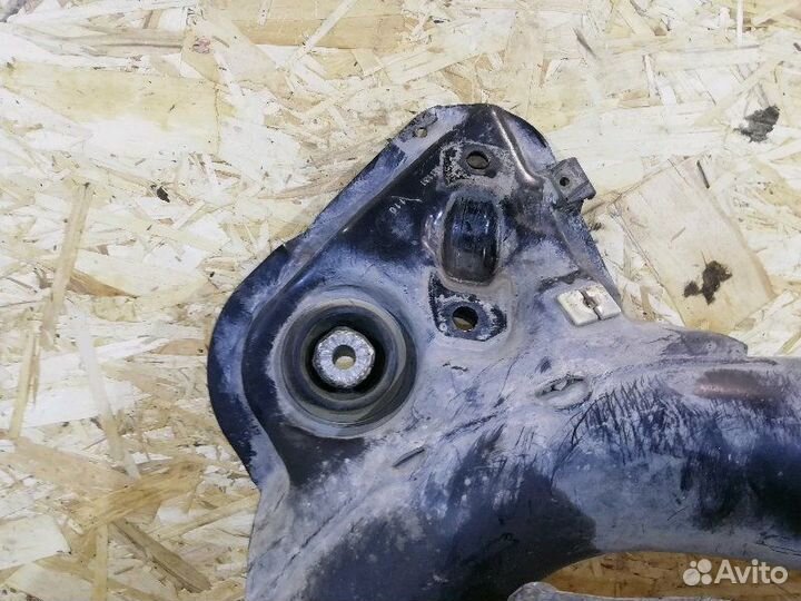 Балка подмоторная (подрамник ) Audi 100 C4 2.3