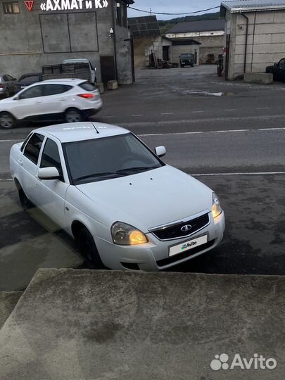 LADA Priora 1.6 МТ, 2012, битый, 326 000 км