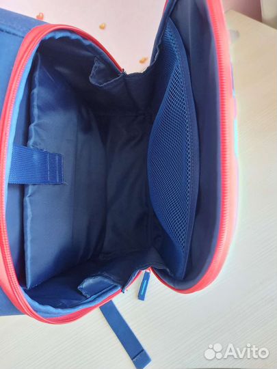 Рюкзак школьный