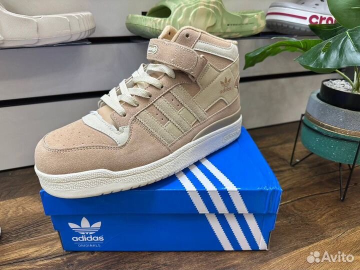 Кроссовки adidas forum с мехом