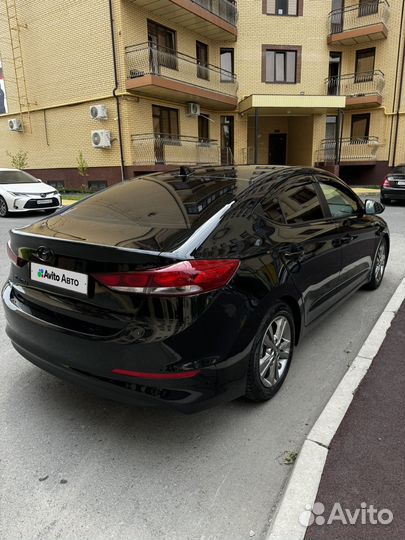 Hyundai Elantra 2.0 AT, 2018, 180 000 км