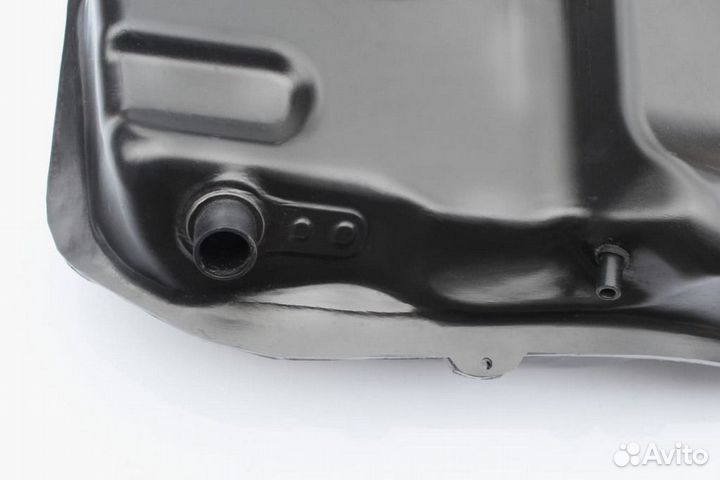 Топливный бак Митсубиси Лансер 10