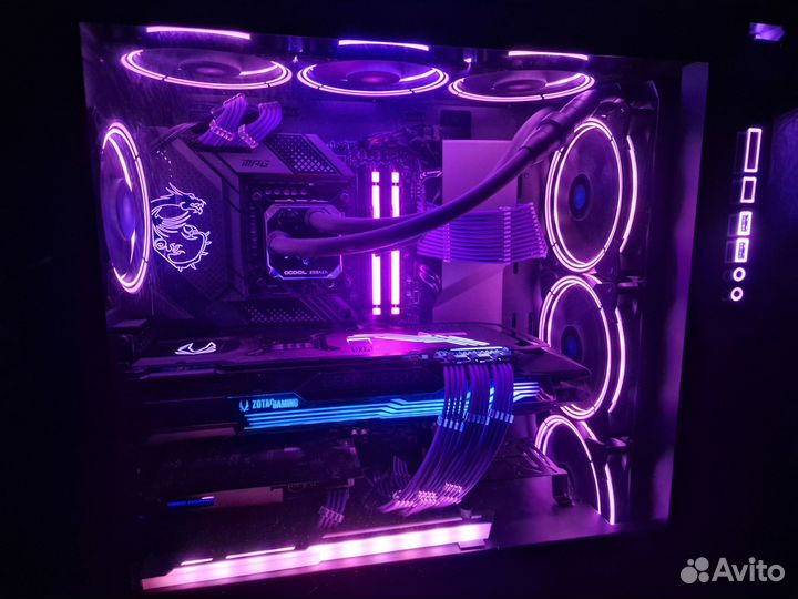 Видеокарта zotac GeForce RTX 3090 AMP Extreme Holo