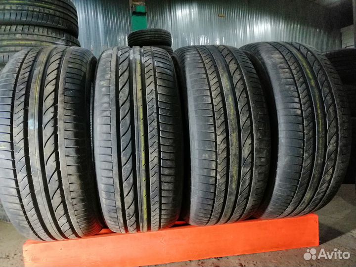 Bridgestone Dueler H/P Sport 285/50 R20