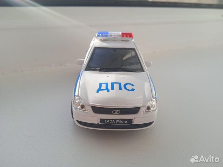 Масштабная модель лада приора welly