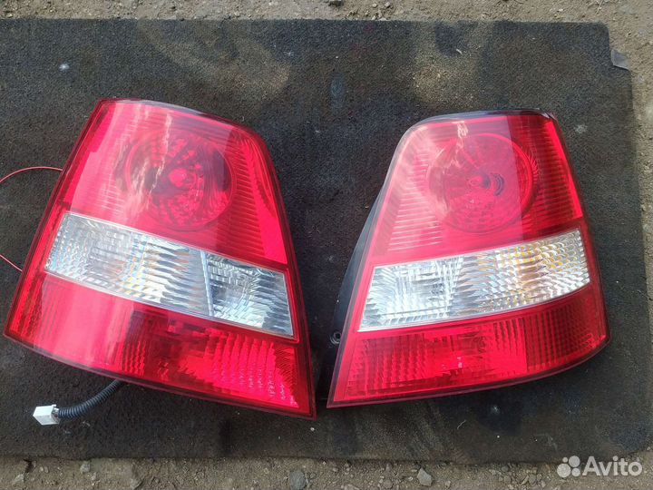 Задние фонари KIA sorento 2005г. 2.5 aт дизель