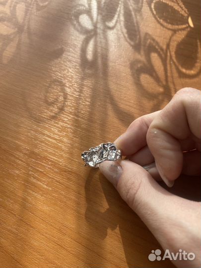 Серьги, кольцо, цепочки