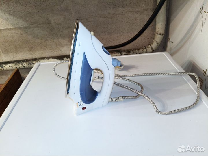 Утюг Irit ir-2014