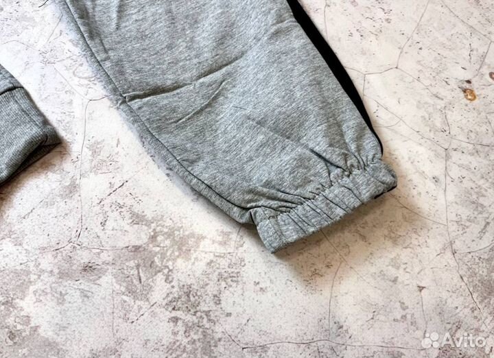 Спортивные костюмы Adidas спортивные