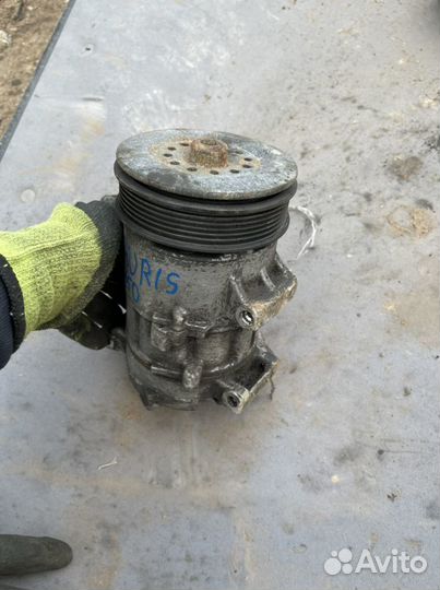 Компрессор кондиционера Toyota Auris 150