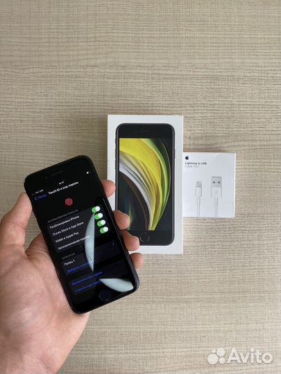 iPhone SE (2020), 64 ГБ