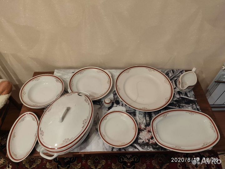 Набор столовой посуды