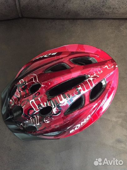 Защитный шлем для велосипеда, роликов