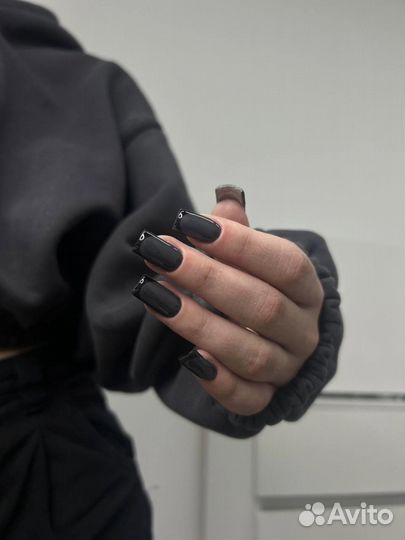 Мастер маникюра и smar педикюра