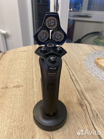 Электробритва Philips Series 5000 SkinIQ S5585/35