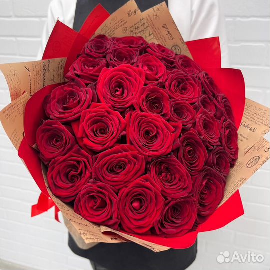 Розы красные 29 шт в букете