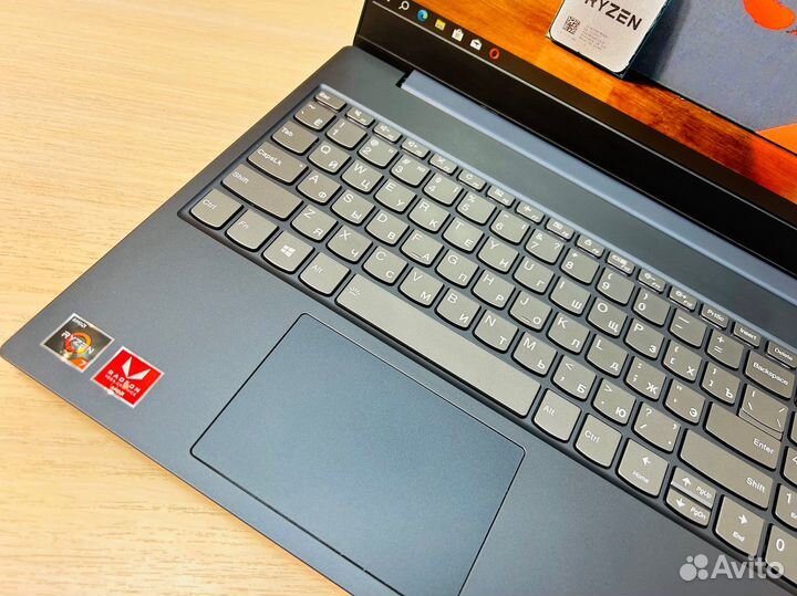 Металлический 8 ядер Lenovo Ryzen 7-3700/8/SSD256